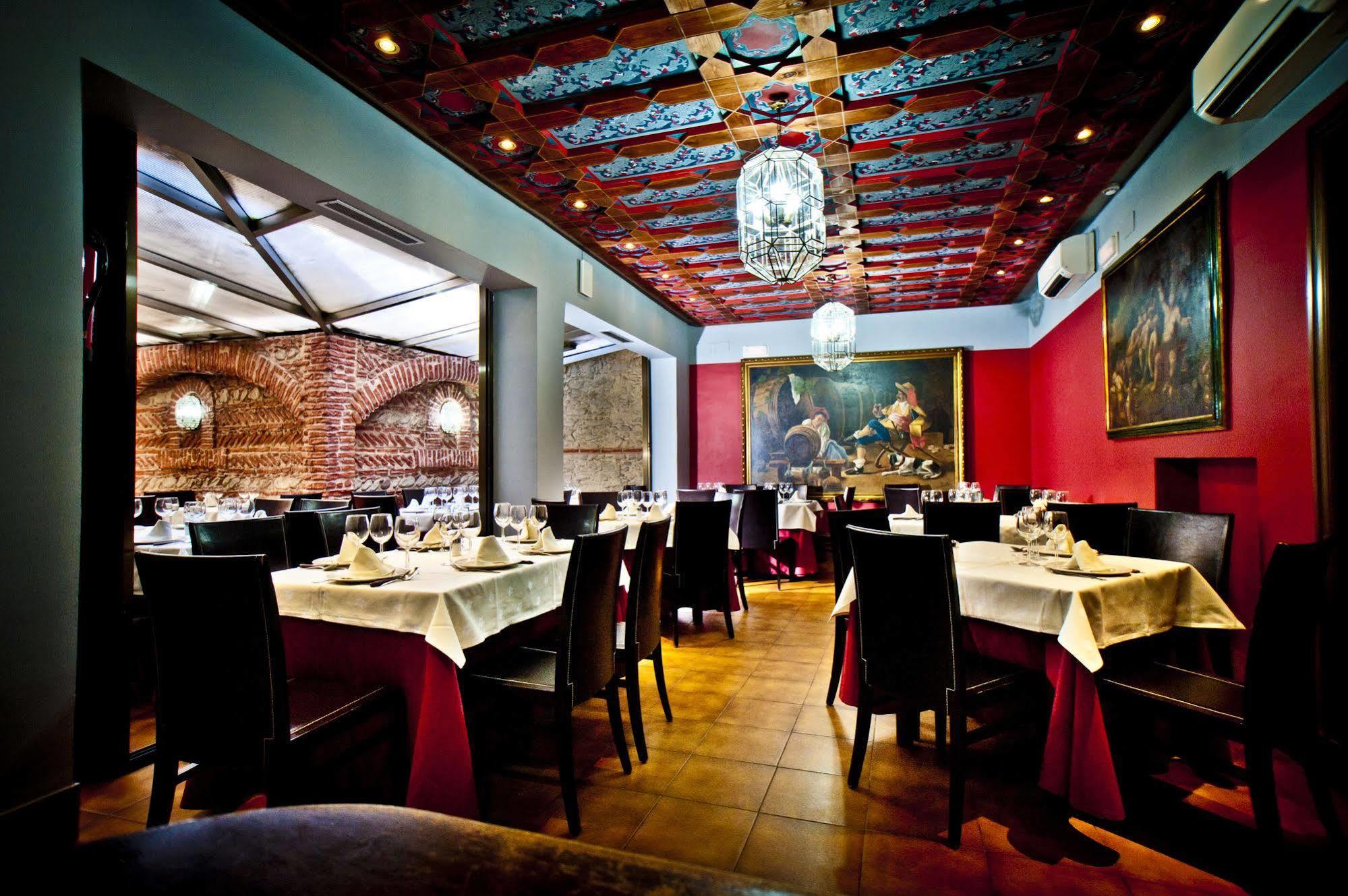 Hotel Condes De Castilla Segovia Ngoại thất bức ảnh