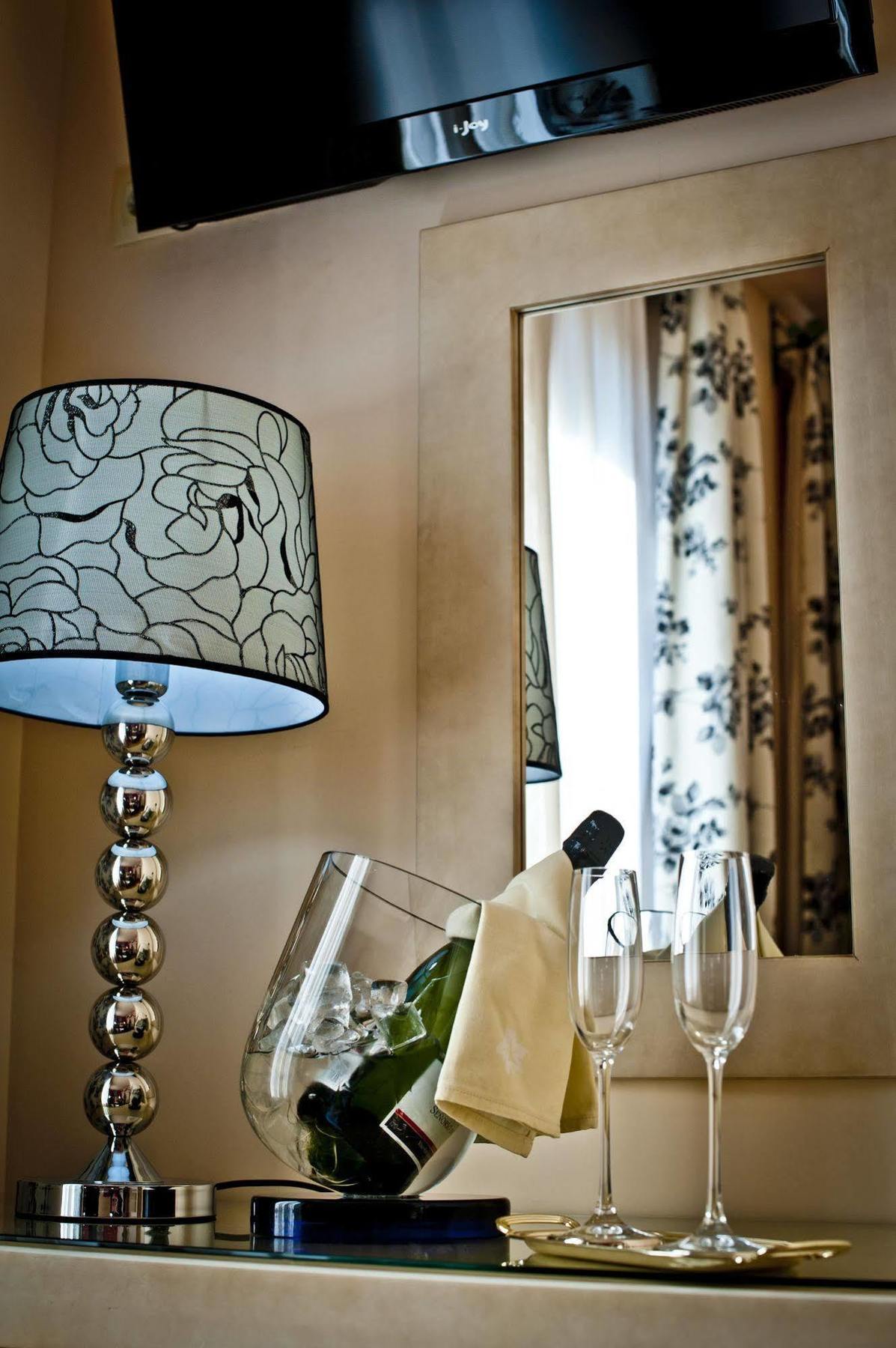 Hotel Condes De Castilla Segovia Ngoại thất bức ảnh